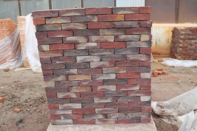 Кирпич ручной формовки ДОНСКИЕ ЗОРИ СТАНИЦА Демидовский узорный | 250*120*65 мм | Н004 поверхность под старину на kkontinent.ru