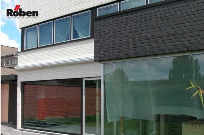 Кирпич полнотелый клинкерный Roben FARO NF schwarz-nuanciert geschiefert поверхность рельефная на kkontinent.ru