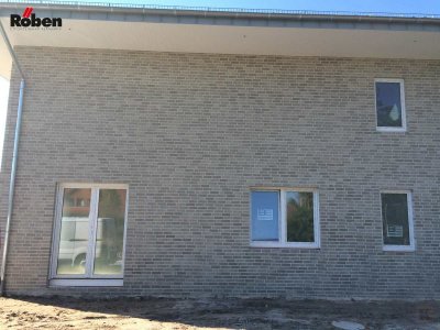 Кирпич полнотелый клинкерный Roben AARHUS VDF weißgrau поверхность рельефная на kkontinent.ru